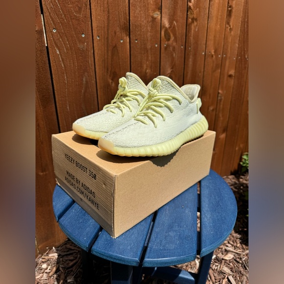 Adidas Yeezy Boost 350 V2 “Butter” - Picture 2 of 9